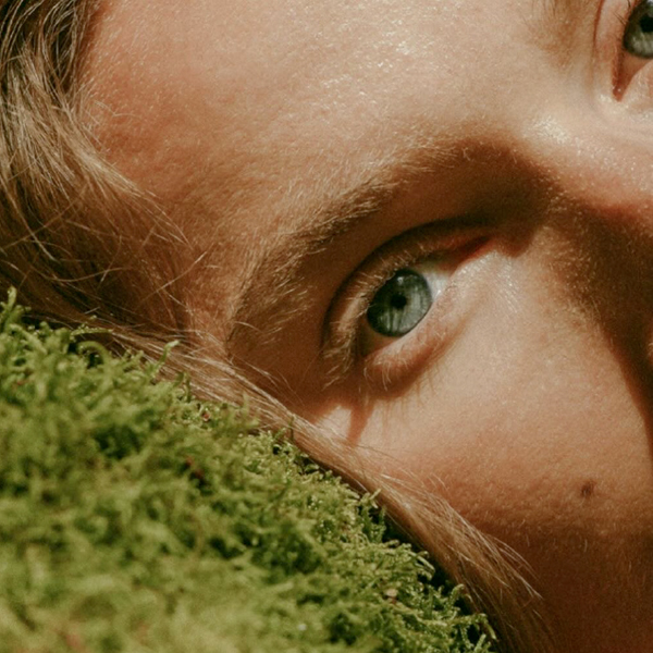 PRAZNIČNA NEGA KOŽE: Zimski Rituali Lepote uz Anne Semonin